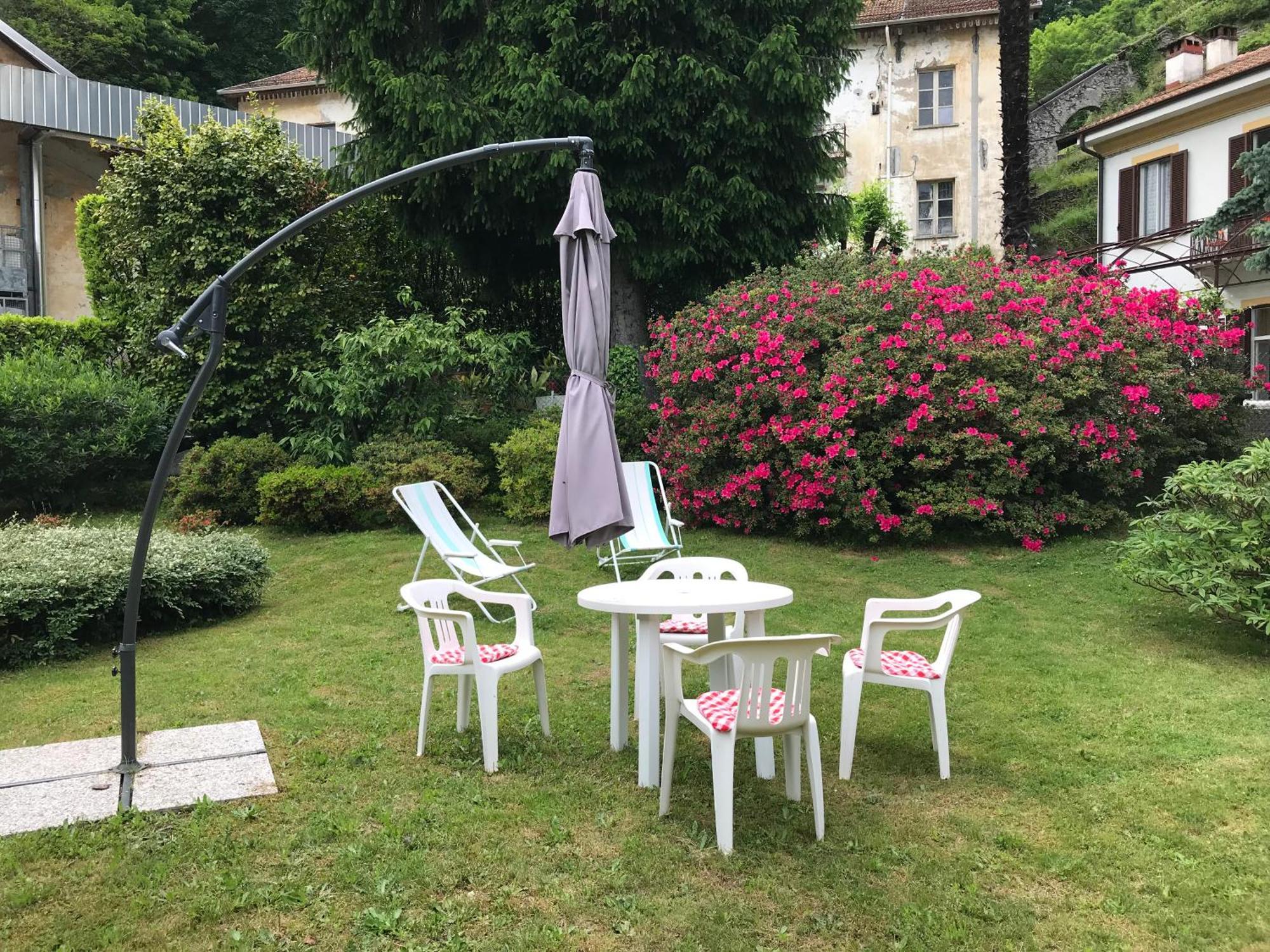 Villa Ombrosa Nebbiuno Kültér fotó